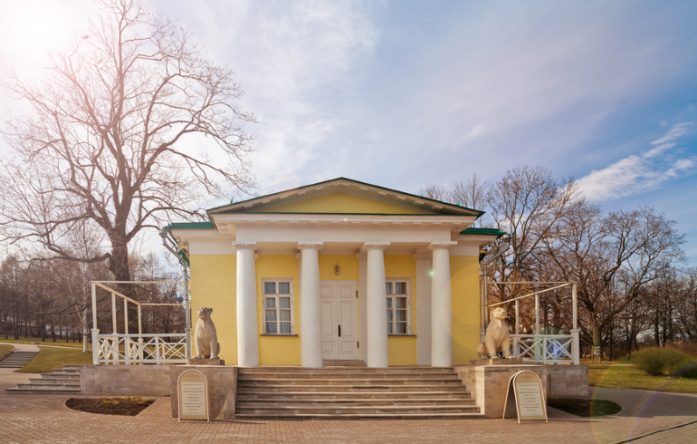 Достопримечательности музея-заповедника «Коломенское». Дворцовый павильон 1825 года