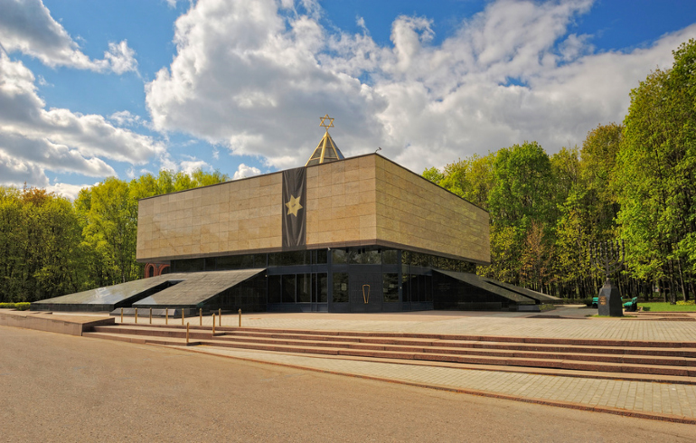 Мемориальная синагога и музей Холокоста на Поклонной горе