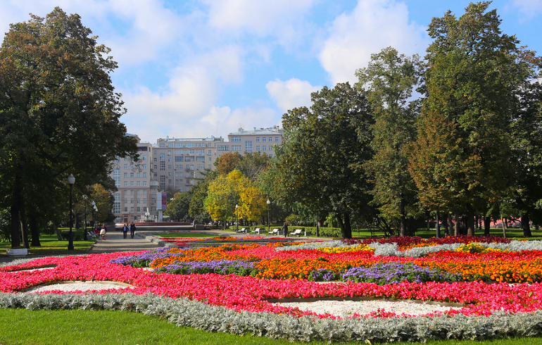 Москва. Болотная площадь