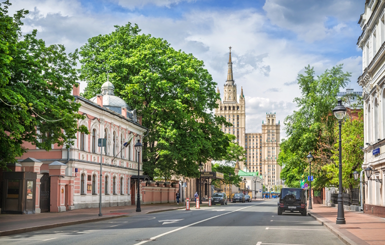 Пешеходная экскурсия по посольствам Москвы