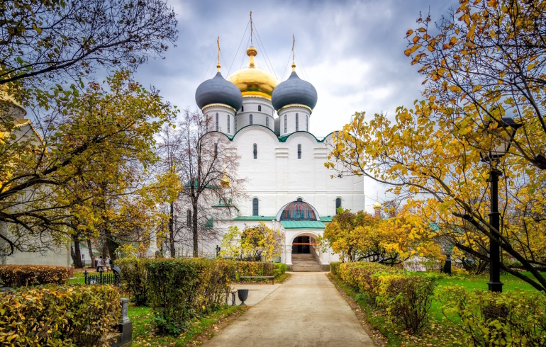 Соборный храм Смоленской иконы Божией Матери Новодевичьего монастыря