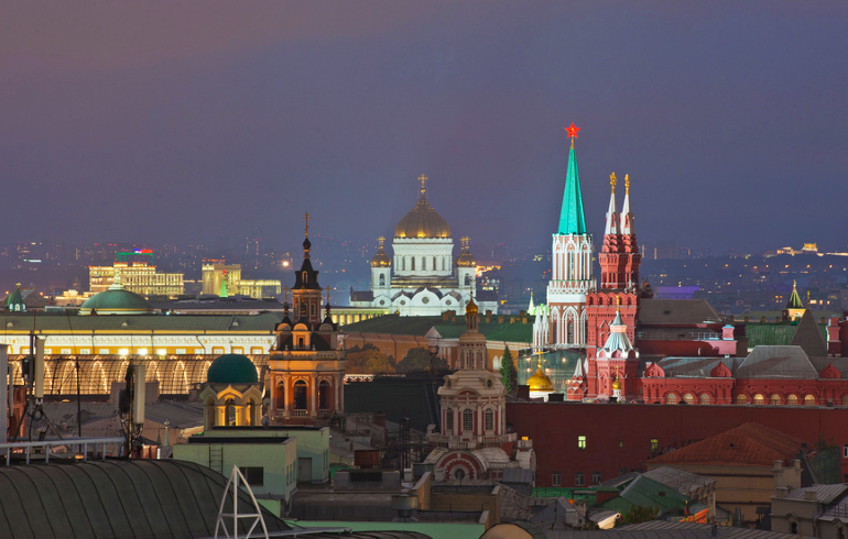 Москва. Смотровая площадка на крыше Центрального детского магазина на Лубянке