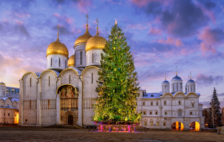 Новый год в Москве: куда сходить и что посмотреть. Музеи Московского Кремля