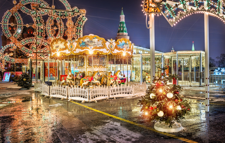 Новогодняя Москва. Праздничные украшения на Манежной площади