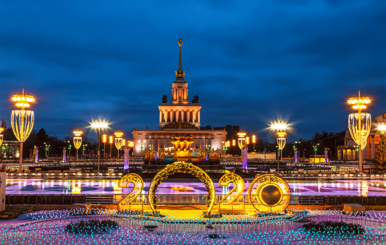 Новый год в Москве: куда сходить и что посмотреть. Каток на ВДНХ