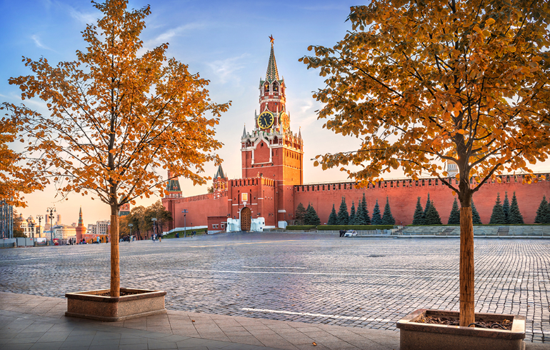 Фотография Спасской башни на Красной площади в Москве