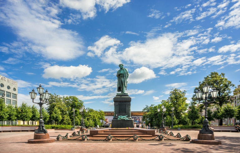 Памятник Пушкину на Пушкинской площади