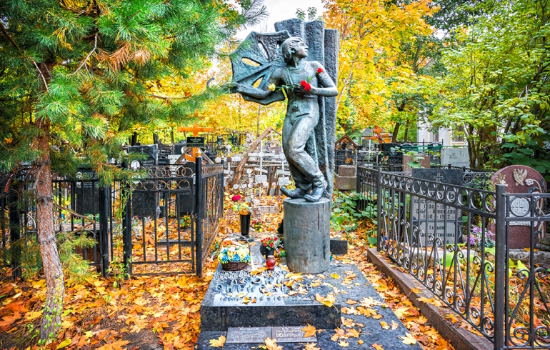 Ваганьковское кладбище. Могила Леонида Енгибарова