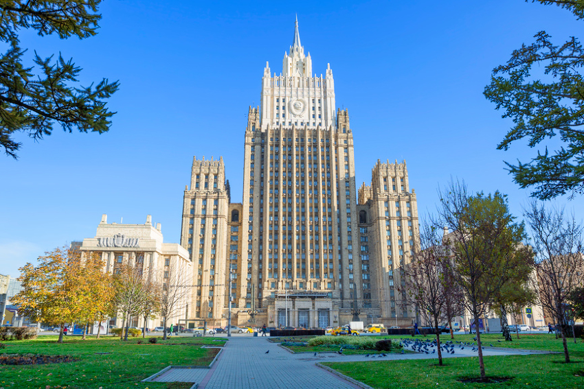 Сталинские высотки в Москве: здание Министерства иностранных дел