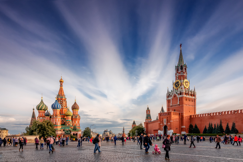 Вид на Красную площадь и собор Василия Блаженного