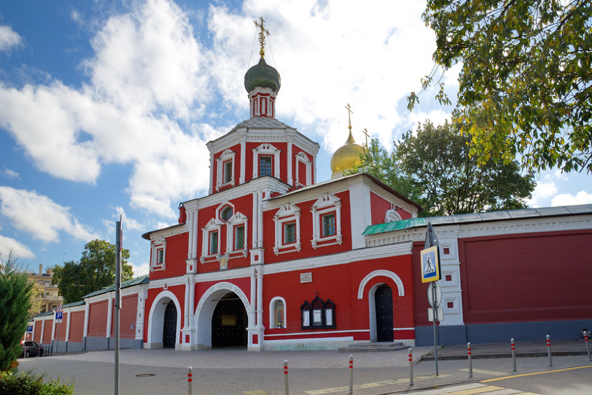 Москва. Церковь Спаса Нерукотворного Образа в Зачатьевском монастыре