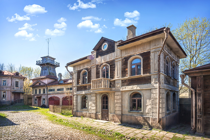 Декорации старого города на территории киностудии «МОСФИЛЬМ»
