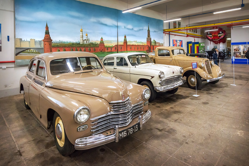 Коллекция ретро-автомобилей в музее киностудии «МОСФИЛЬМ»