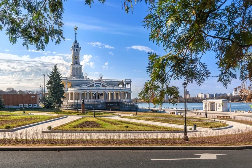 Речная прогулка по Москве от Северного речного вокзала