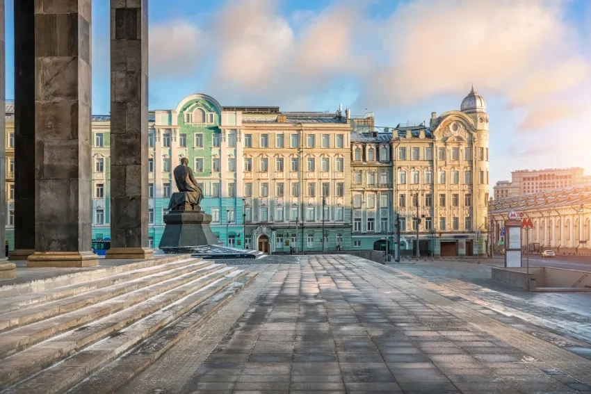 «Москва слезам не верит» – эксклюзивная экскурсия в Ленинскую библиотеку после закрытия